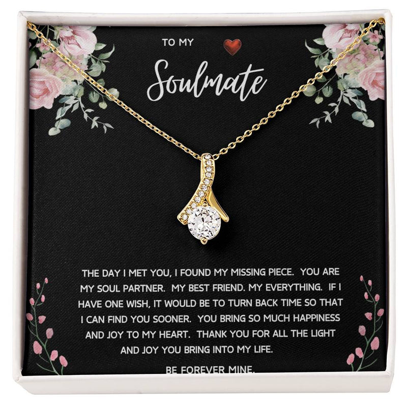 To My Soulmate Alluring Beauty Necklace